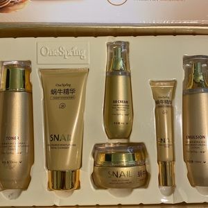 Snail comfort moisturizing six-piece gift box